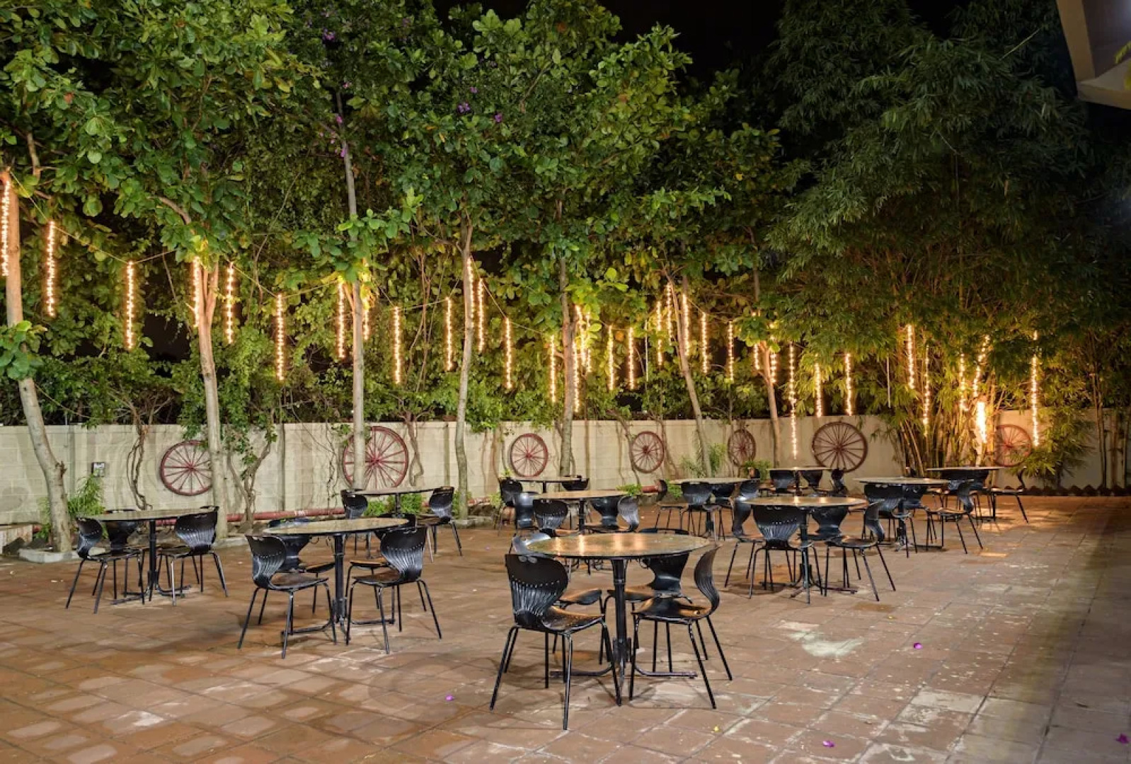 Inventree Hotel, Hinjewadi
