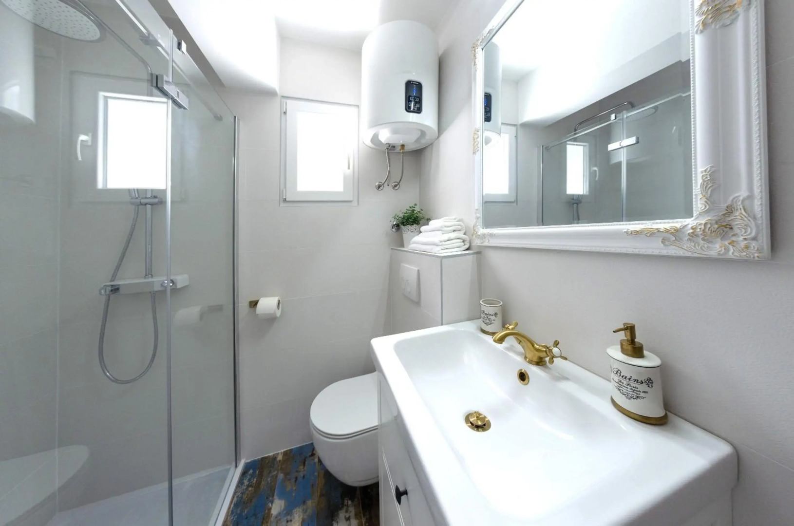 Summer House Bougainvillea by Dubrovnik Colors