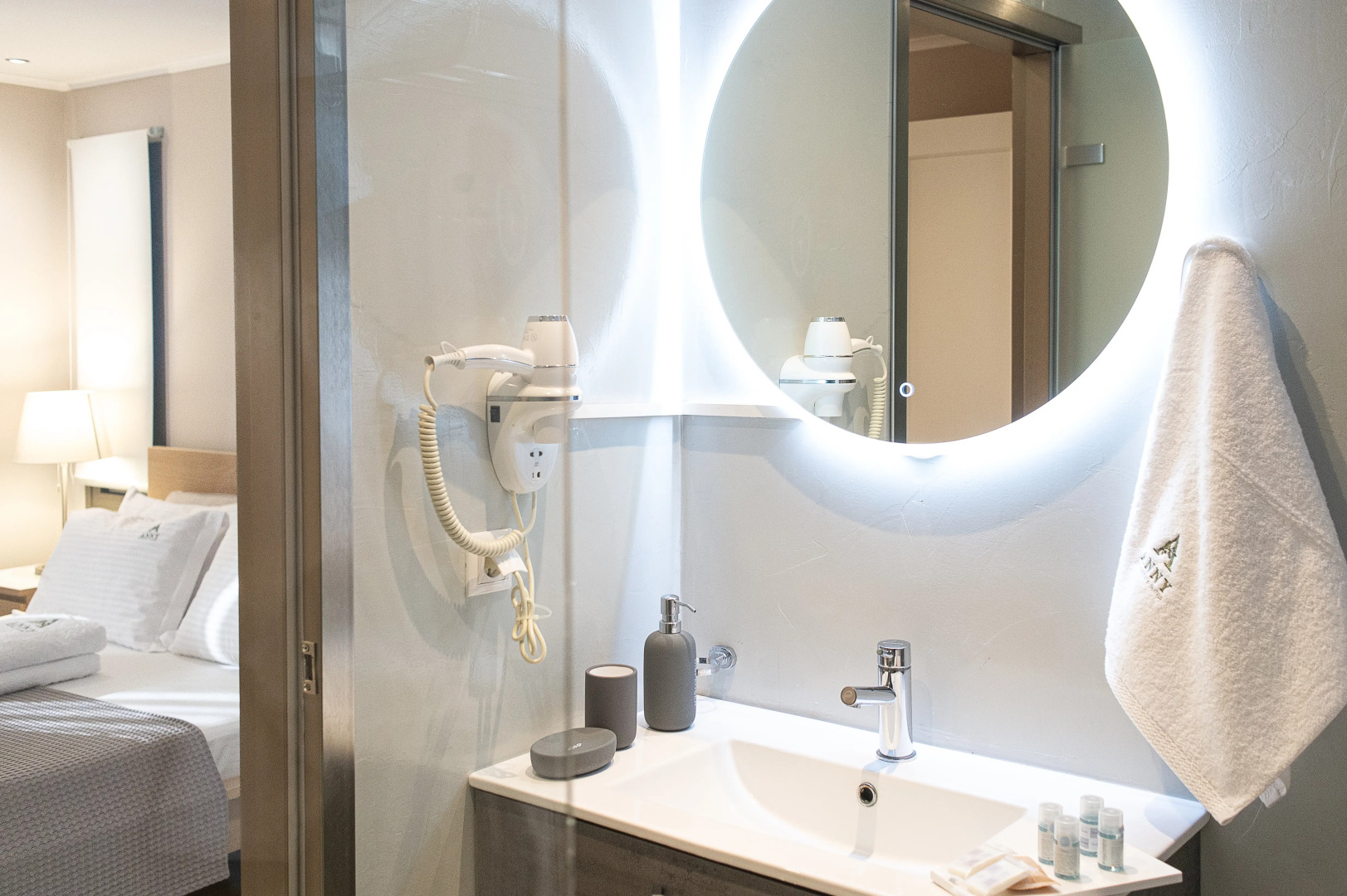 Anny Residences & Suites