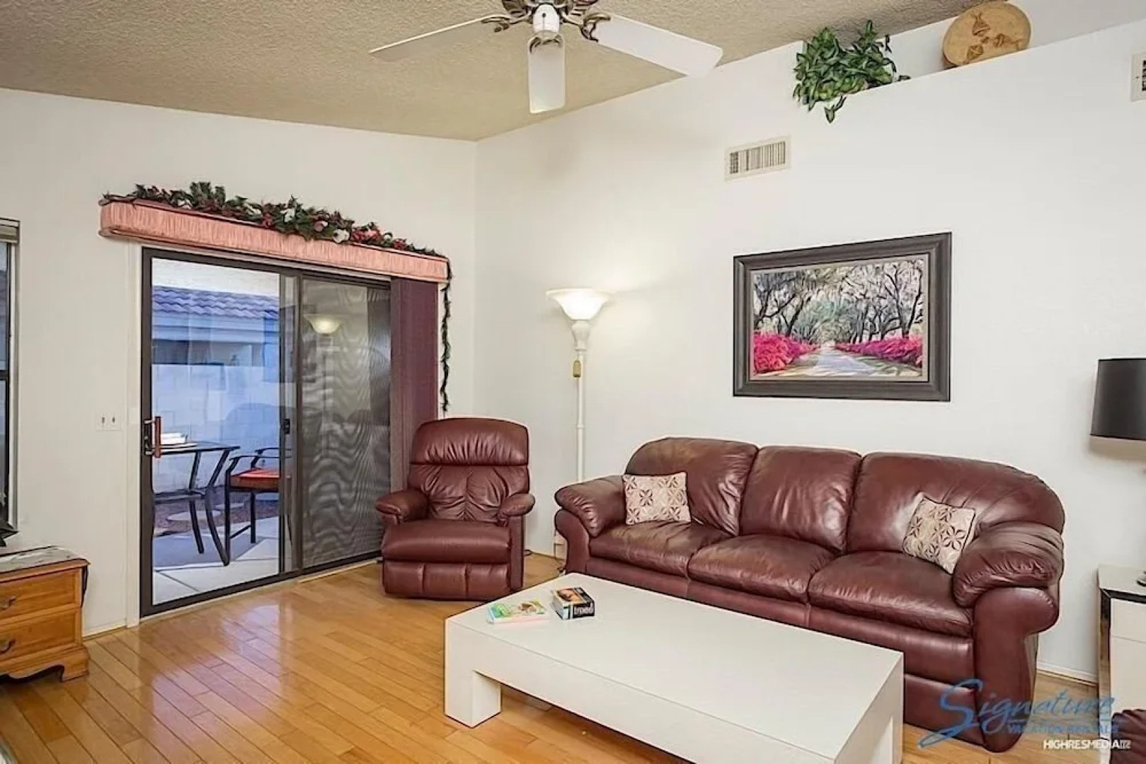 Take It Easy By Signature Vacation Rentals