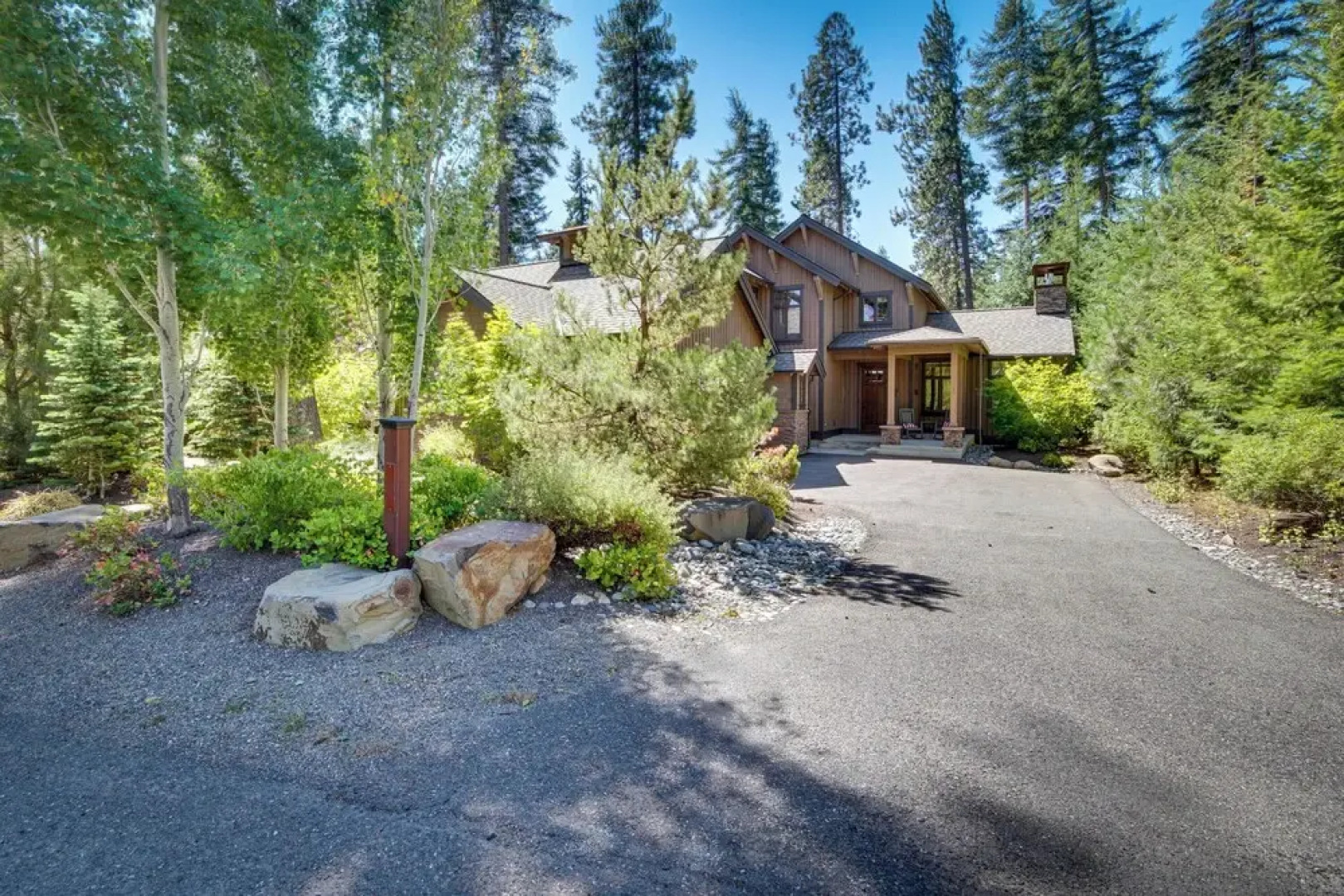 Luxury Home in Suncadia Hot Tub + Fire Pit!