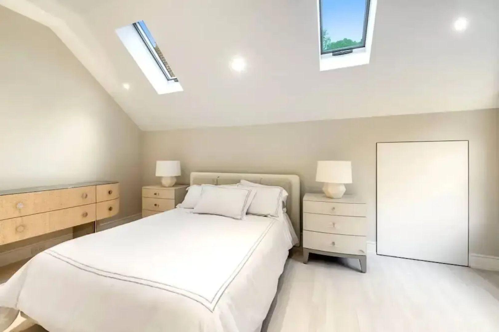 Luxury Villa 7br 7baths With a Private Pool Hamptons