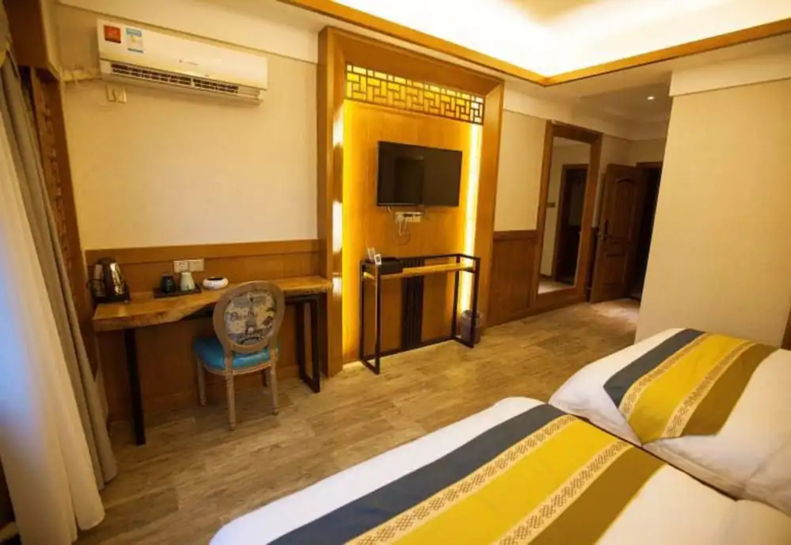 5 Yue Zhangjiajie Wulingyuan Branch