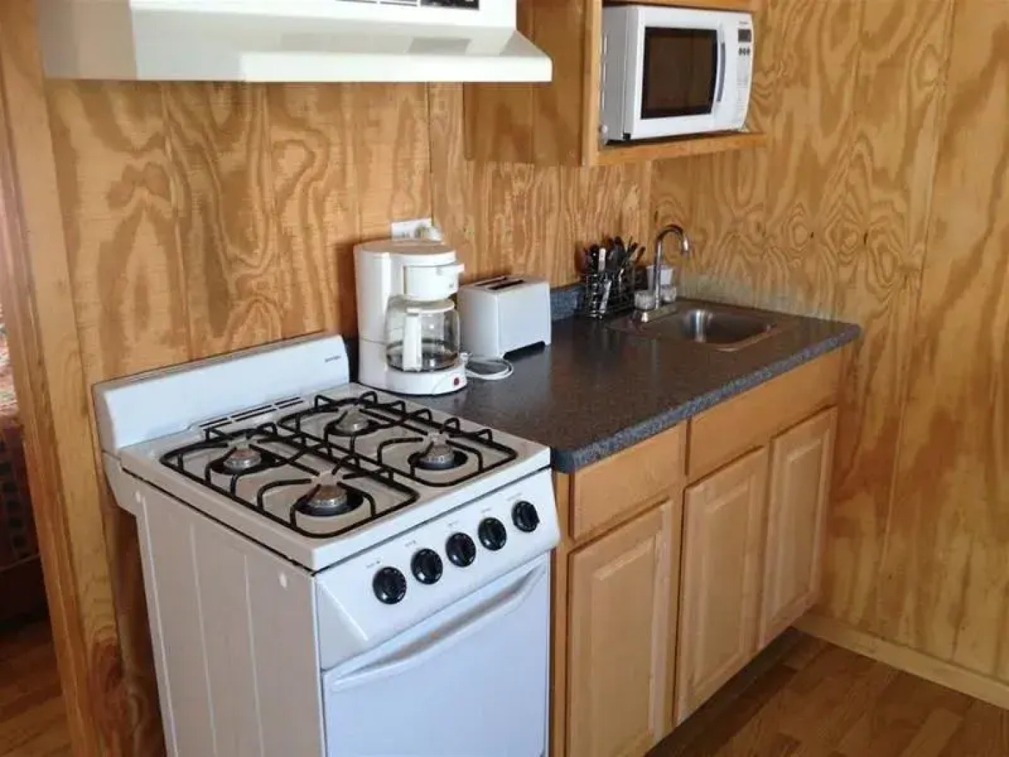 Anchor Inn and Cottages Wells Ogunquit