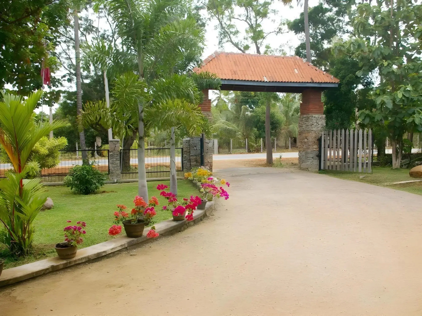 Royal Green Garden Hotel