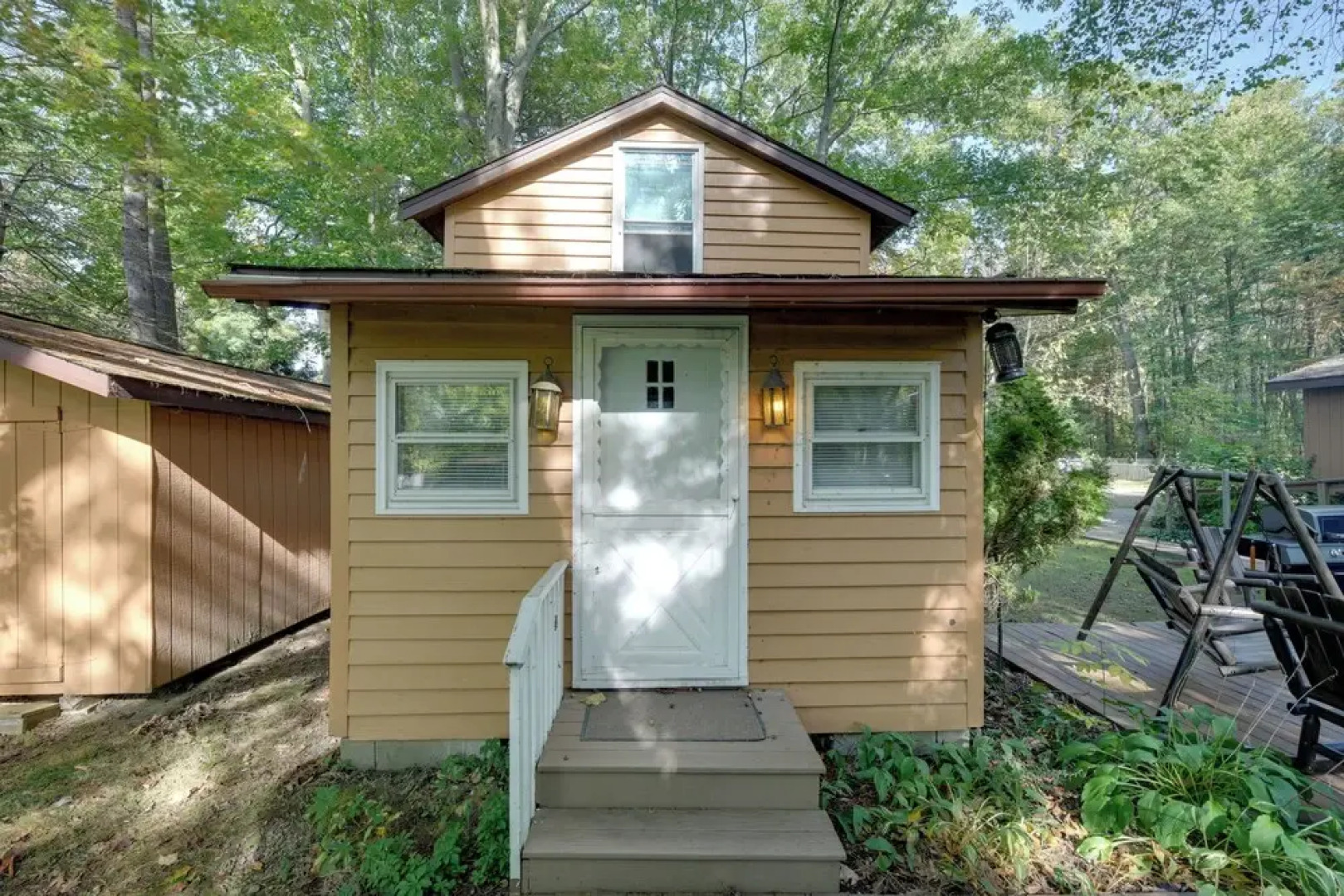 Steps to Chautauqua Lake: Cozy Cottage w/ Patio