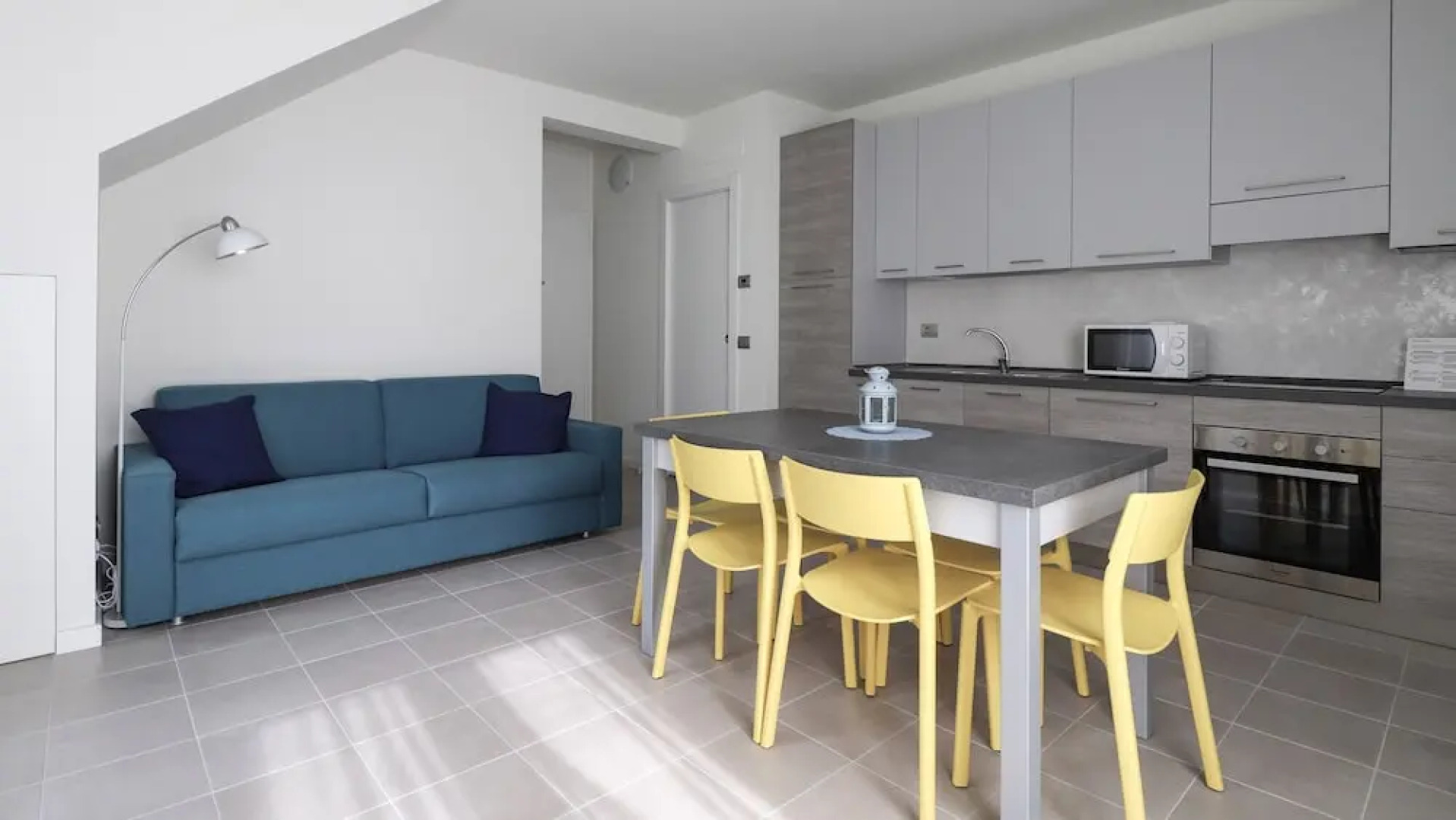 Italianway - Giuseppe Pastine 17/D