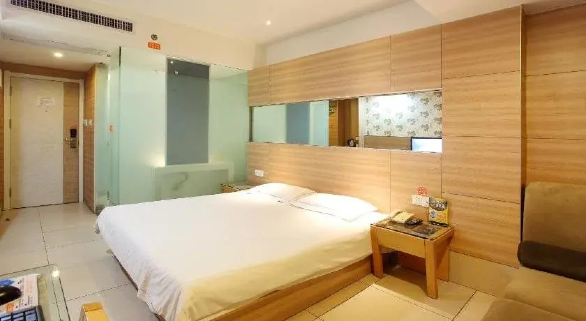 Yunqi Hotel