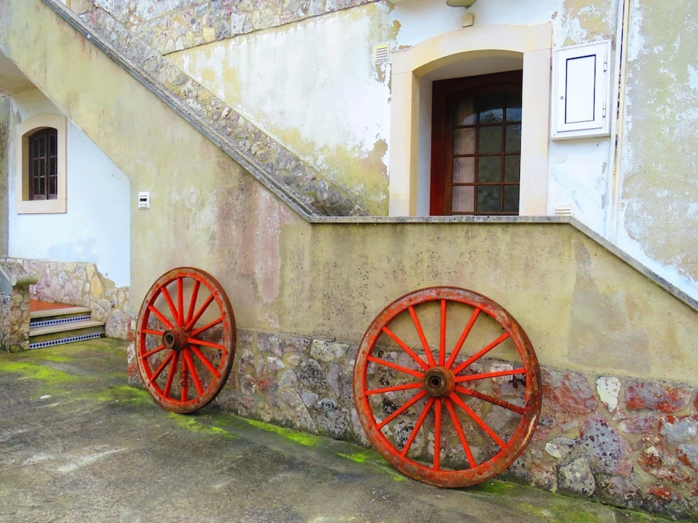 House With 2 Bedrooms in Porto de Mós, With Wonderful Lake View, Pool