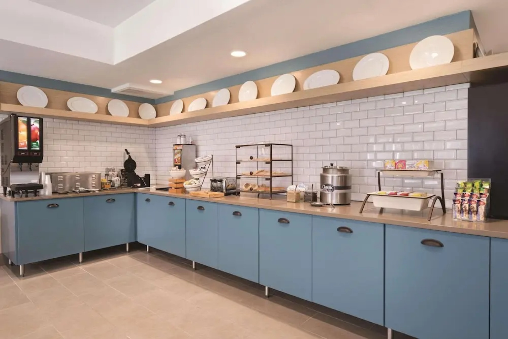 Country Inn and Suites by Carlson, Detroit Lakes, MN