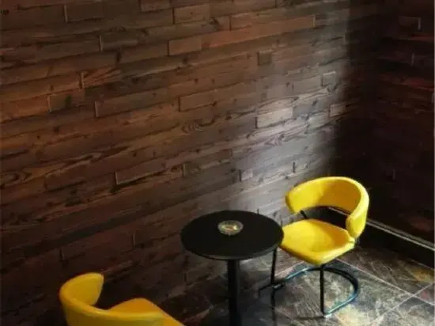 Shouxian Luolin Theme Hotel