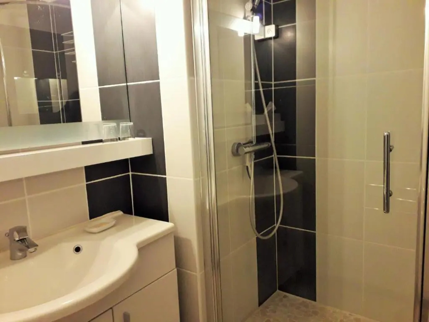 Appartement avec Terrasse et Parking JARDIN DU MOULLEAU