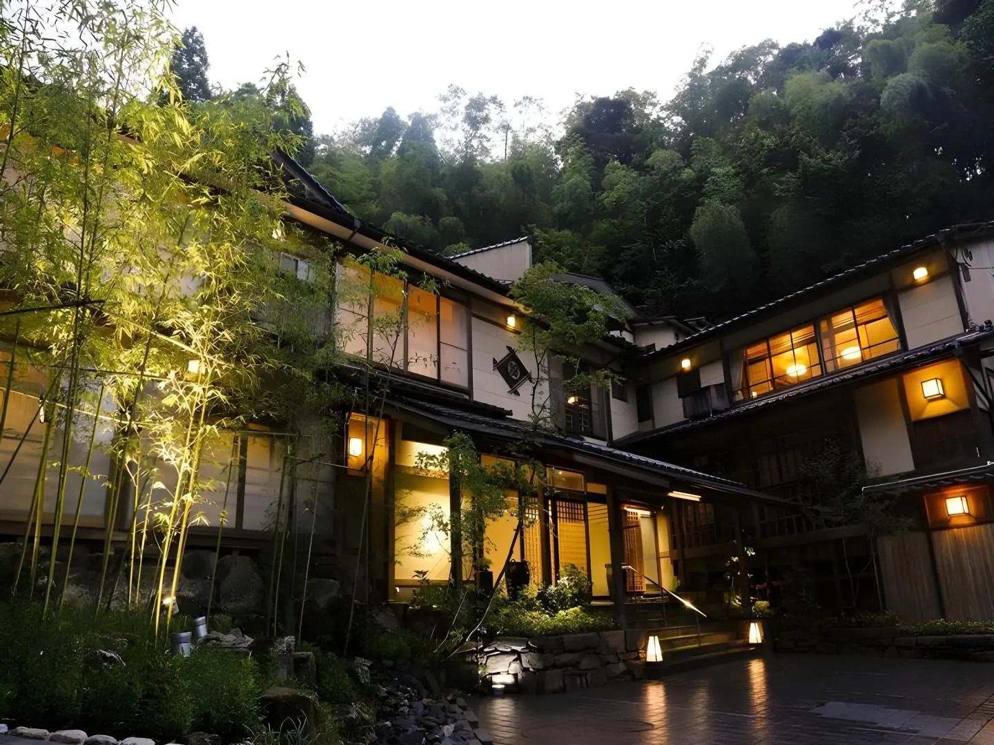 Yuraku Kinosaki Spa & Gardens