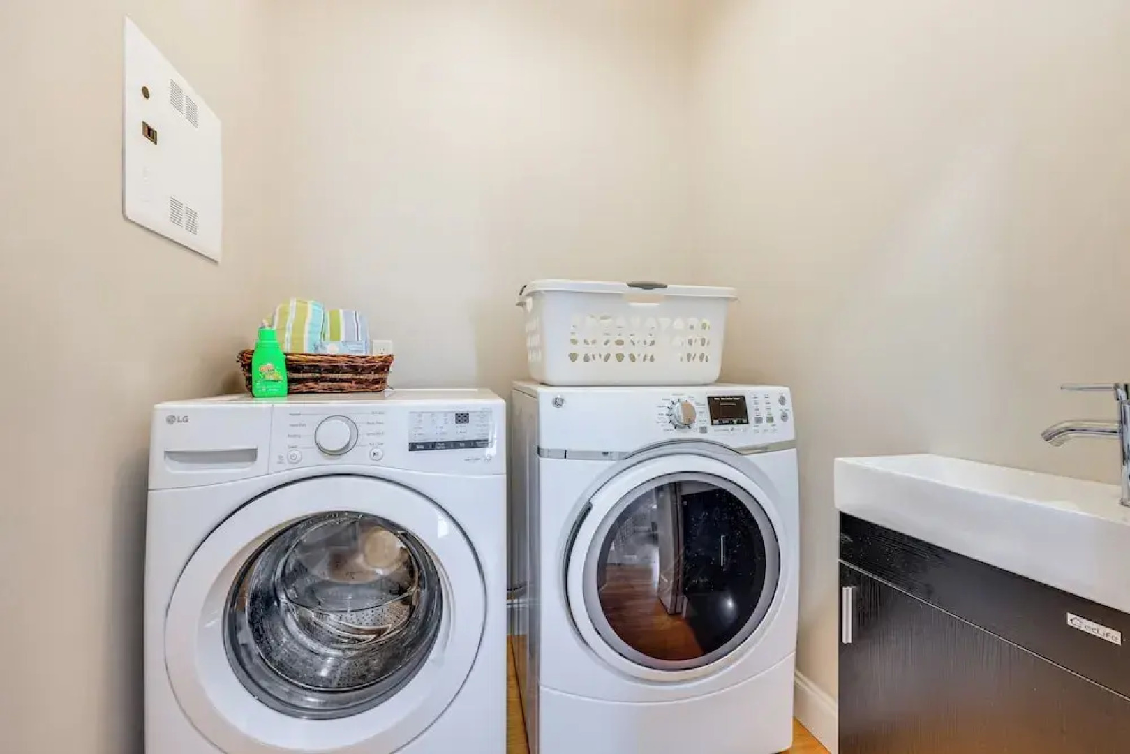 Watch Dolphins: St Augustine Gem Near Downtown!