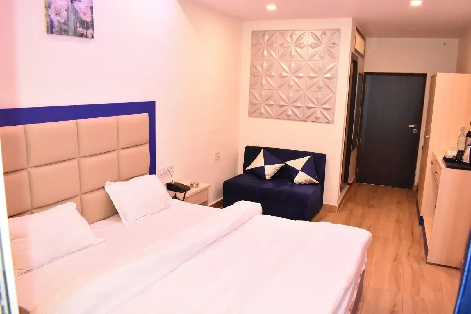 Hotel Shagun Residency