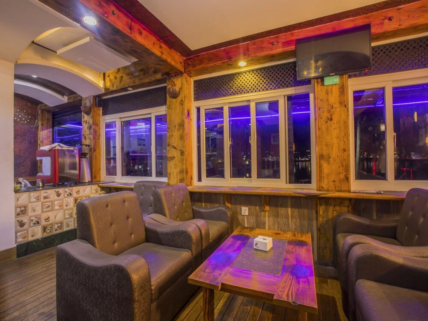 OYO 220 Grand Shivalaya Hotel And Restro