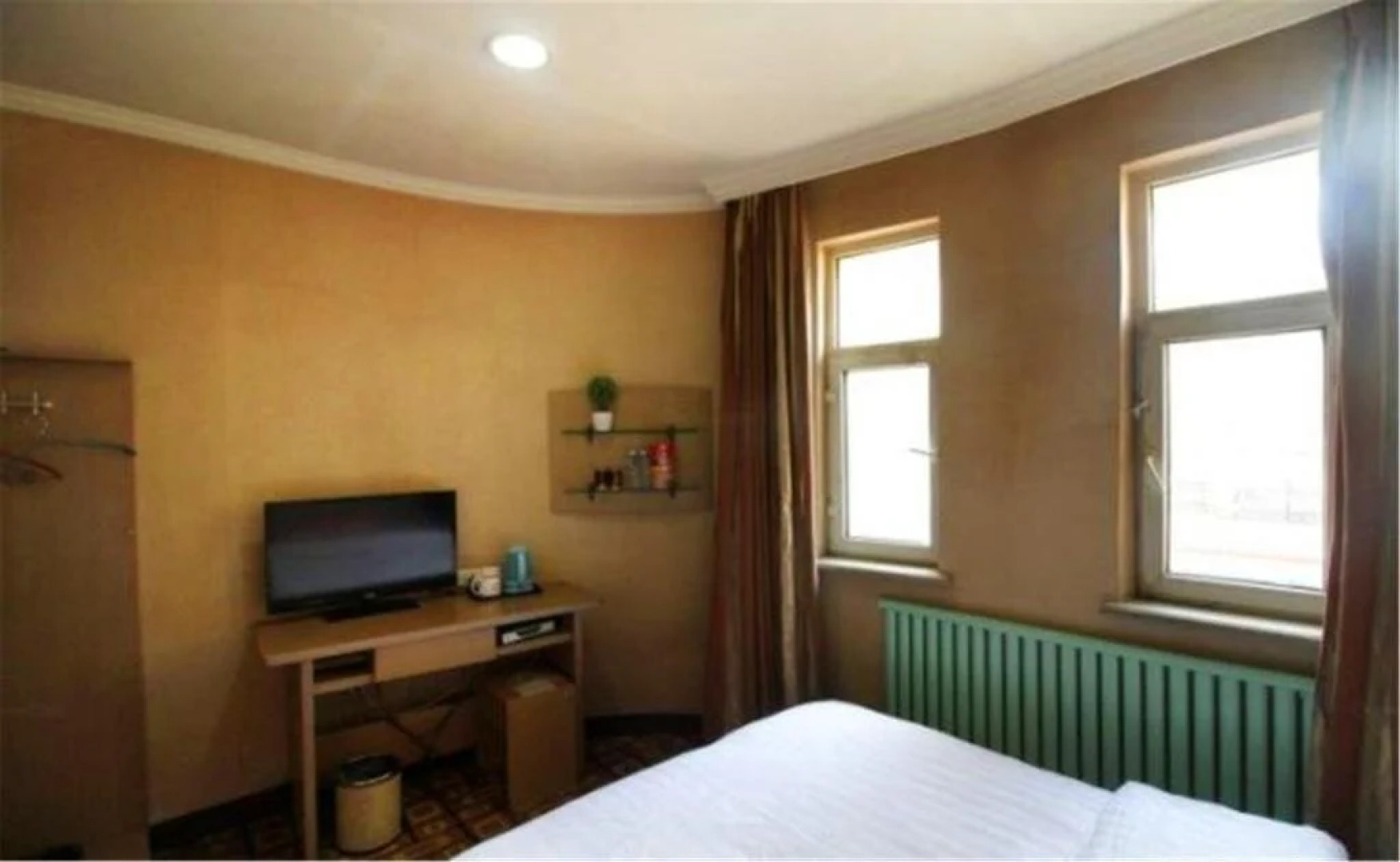 Hohhot Jiahong Home Inn Ulanqab East Street 4th Branch