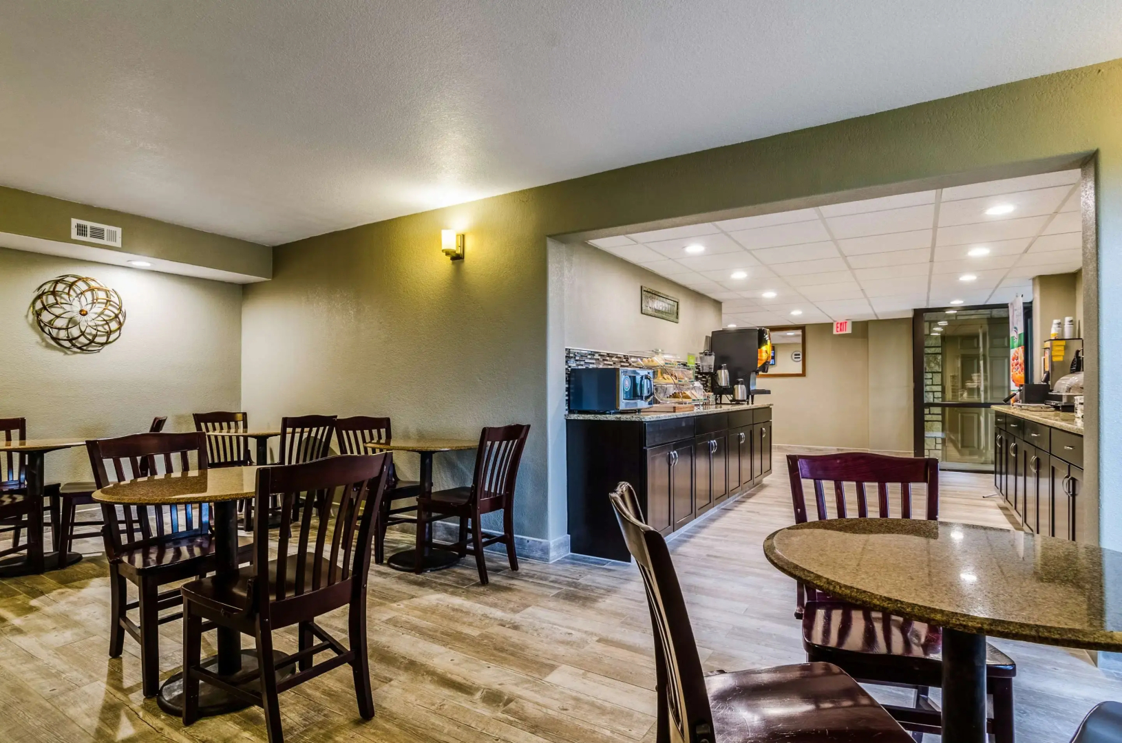 Quality Inn & Suites Winfield