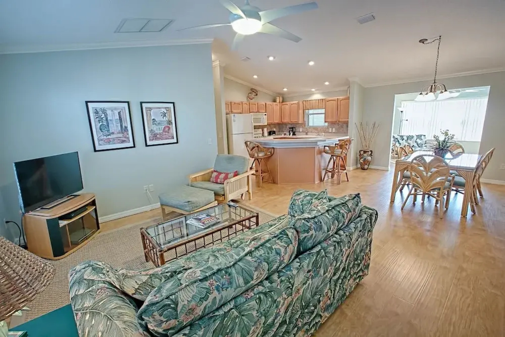 Five Forks Trail Home 3 Bedroom by The VIR Group