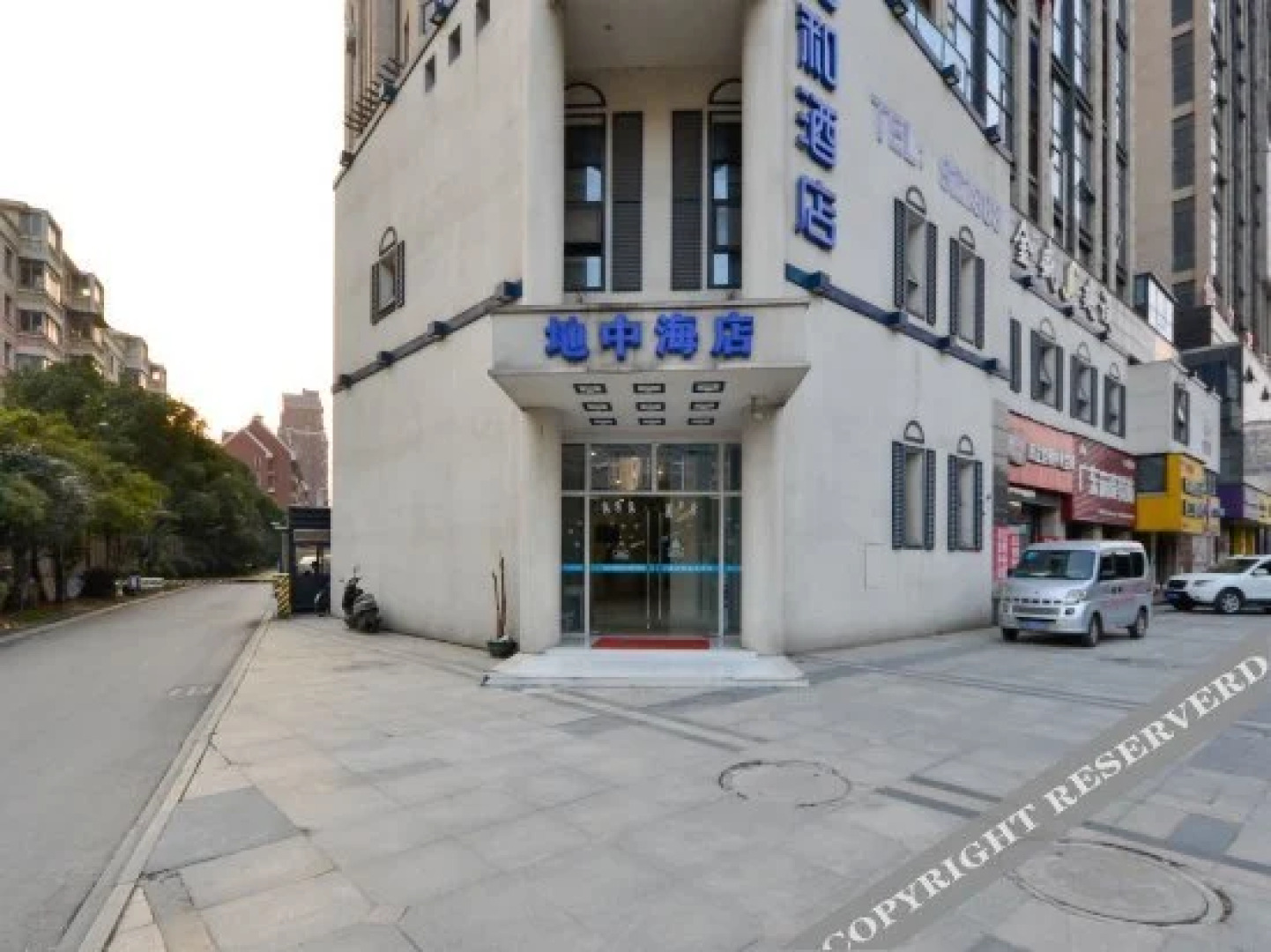 Pinhe Theme Hotel Jiujiang Dizhonghai