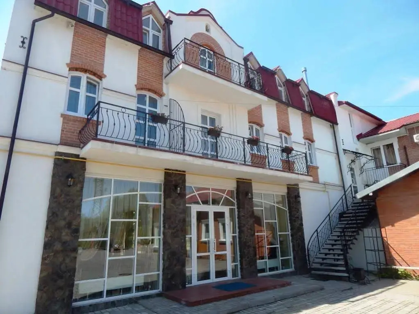 Отель Зелёный Клин