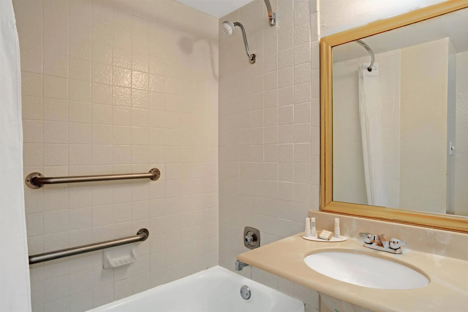 Baymont Inn & Suites