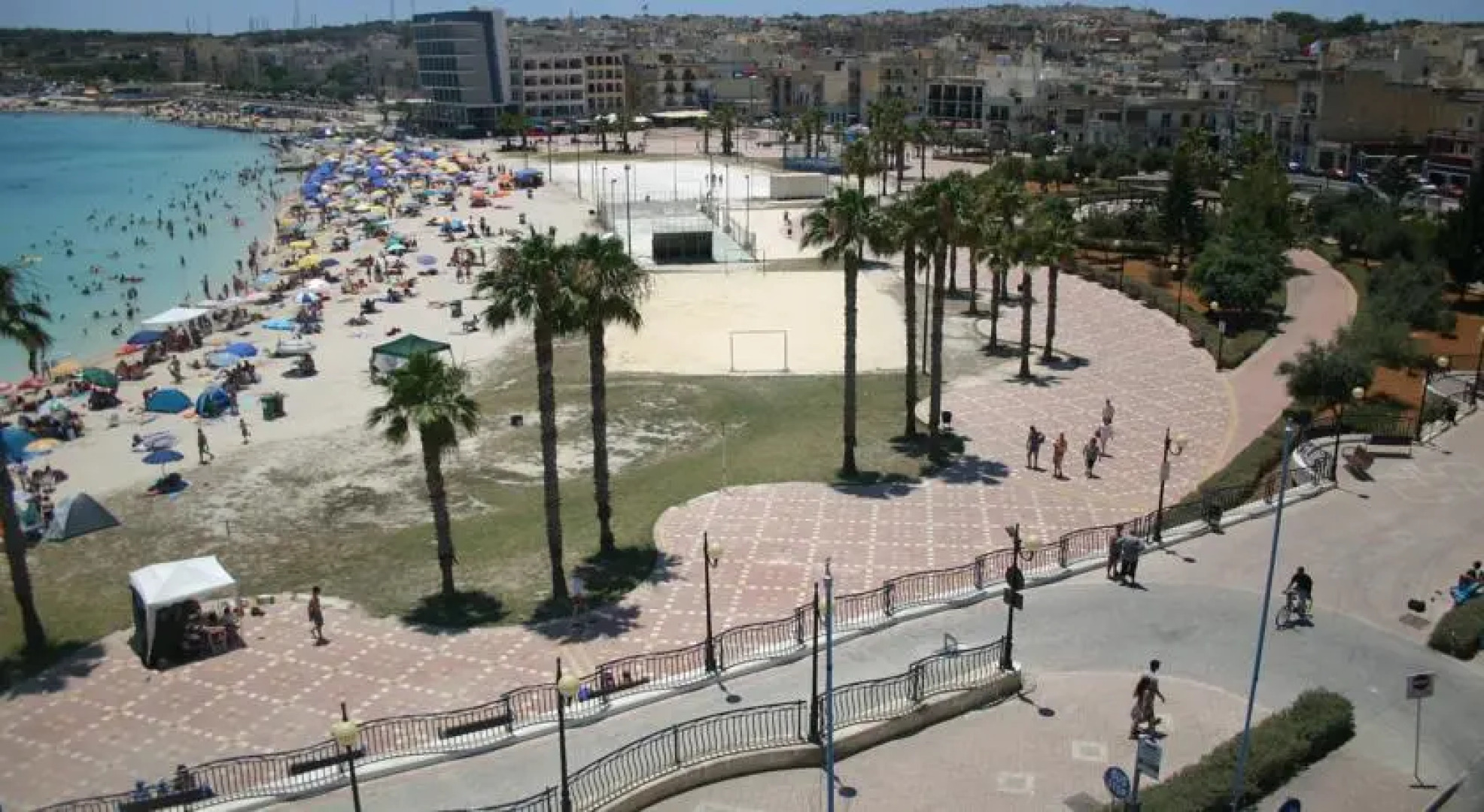 Pretty Bay Apartments