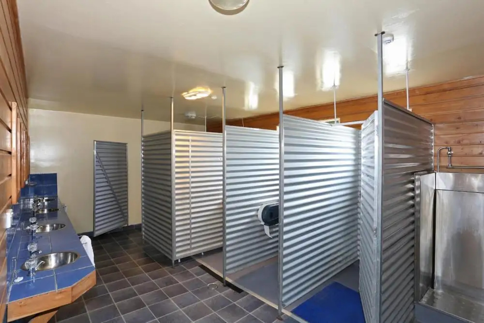 Tuatapere Motels Backpackers and Holiday Park