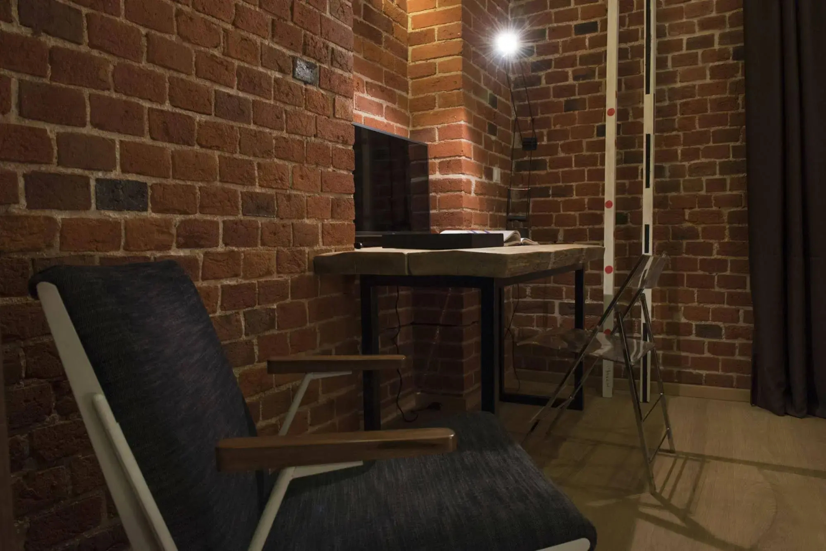 Дизайн-отель Brick