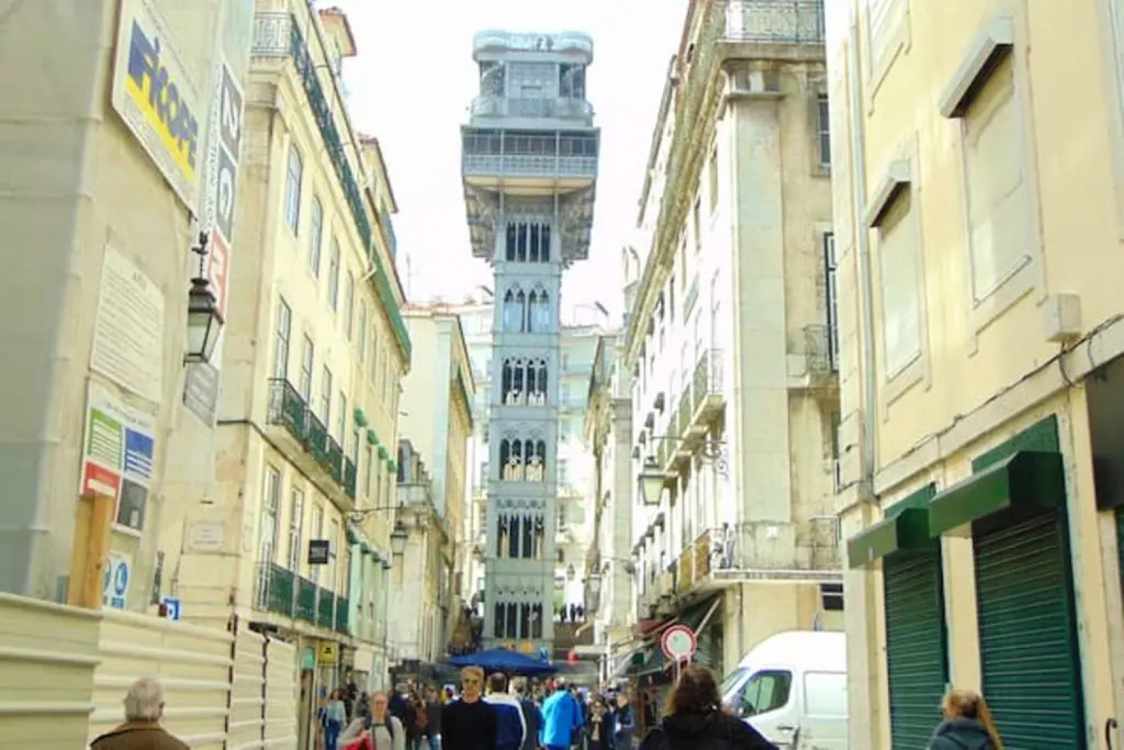 Apartment with 2 bedrooms in Almada with shared pool enclosed garden and WiFi 5 km from the beach