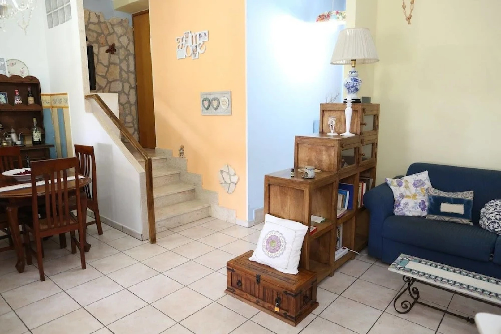 Panoramic Shabby Home