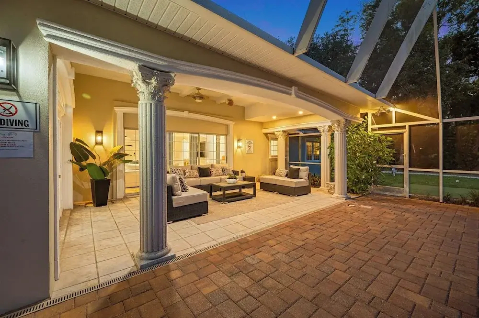 Exquisite Villa With Pool&games- 18 Guests