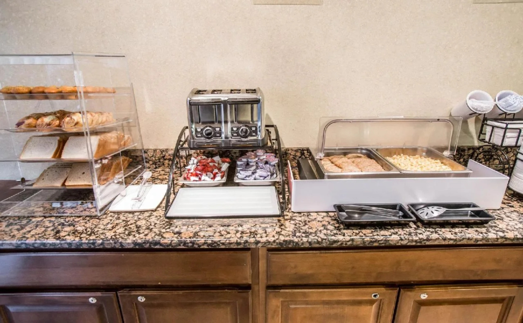 Days Inn by Wyndham Waukegan