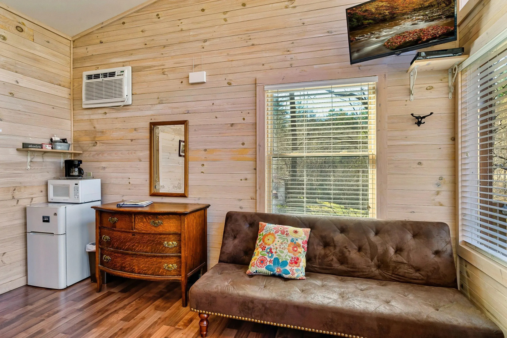 Rivers Edge Treehouses