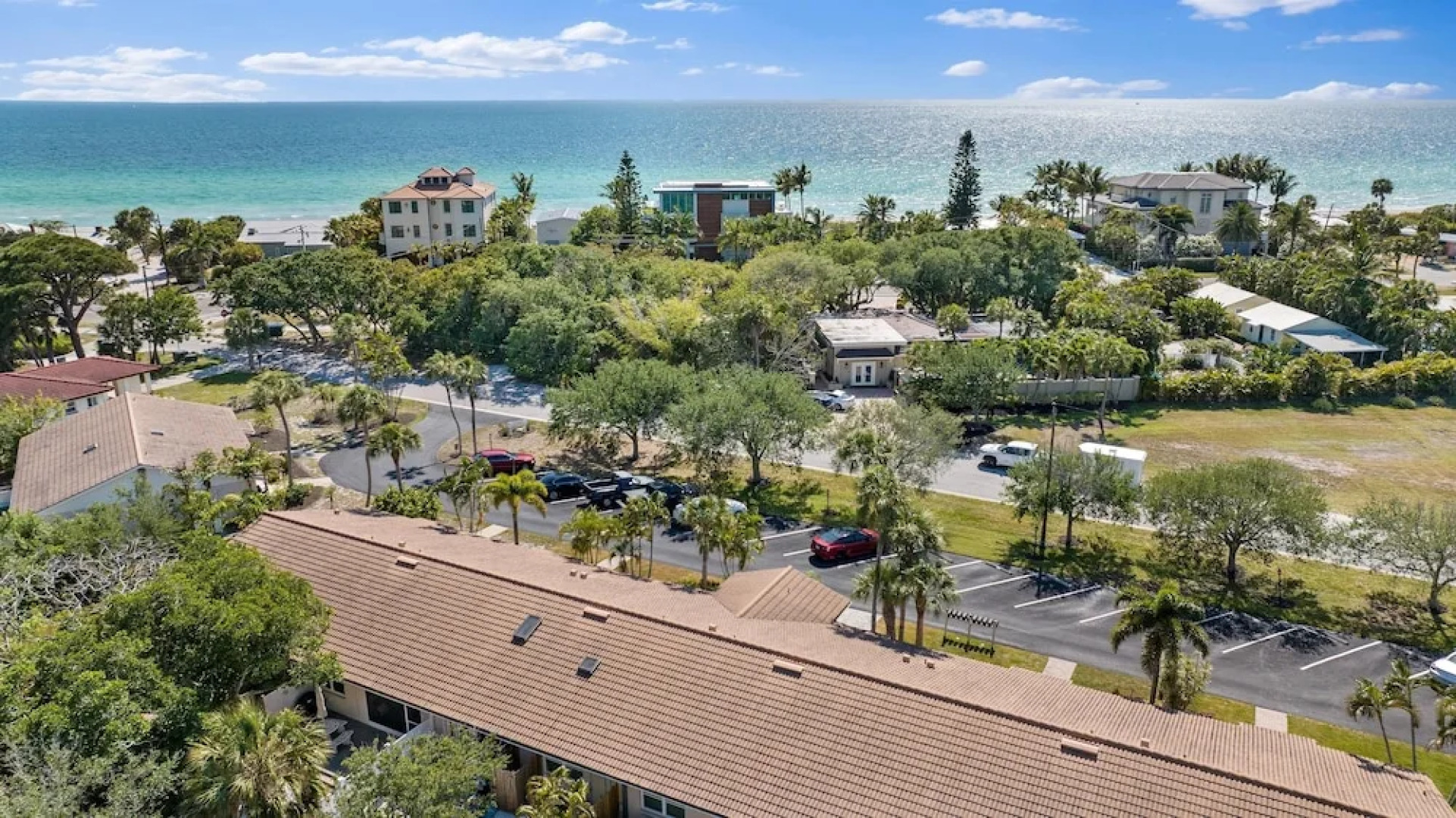 Sunset Sanctuary 2 Bedroom Condo by RedAwning