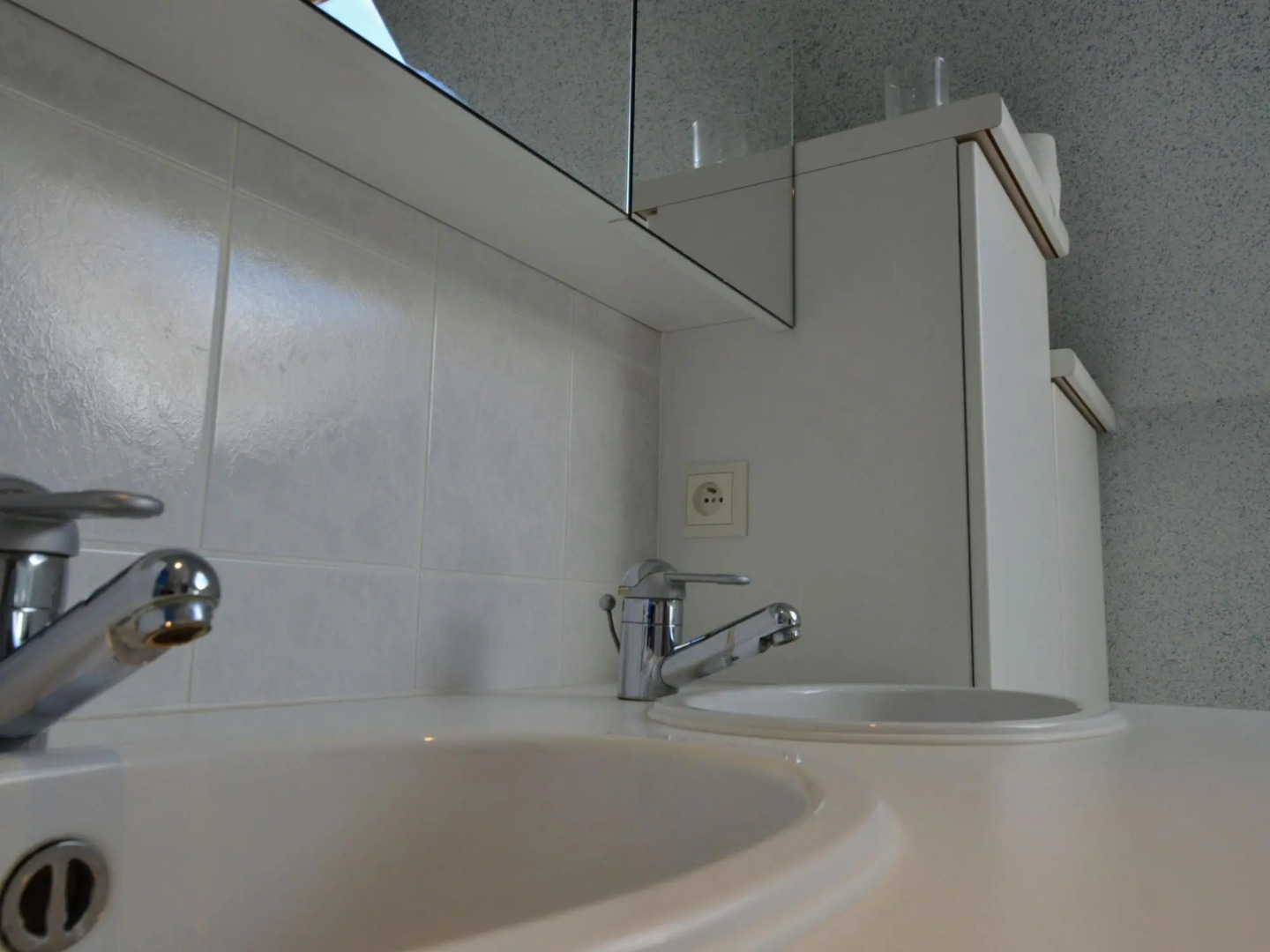 Spacious villa in Zingem with garden