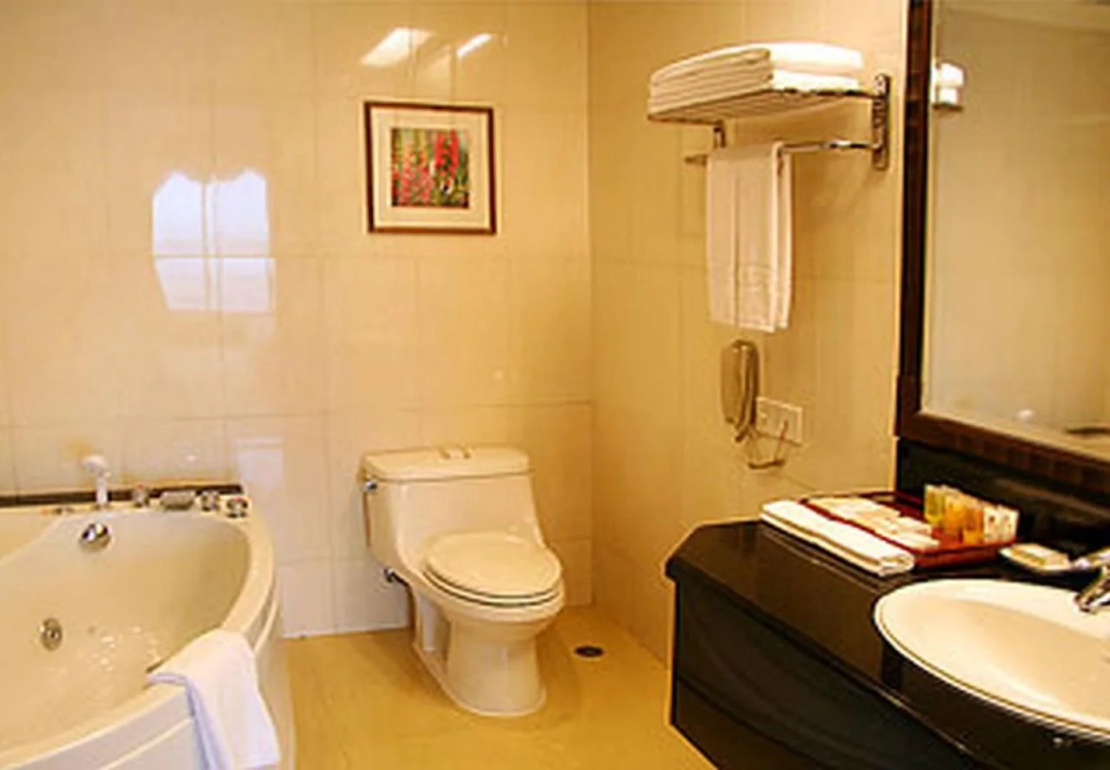 Lung Chuen International Hotel