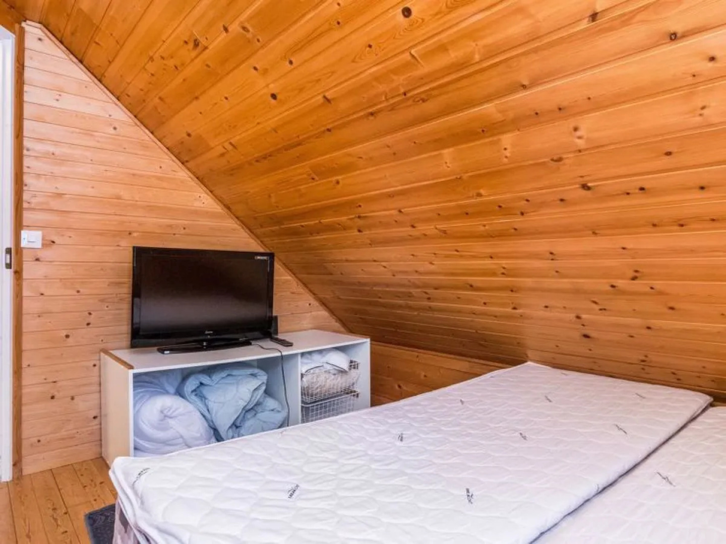 Alppikyla 1a paritalo