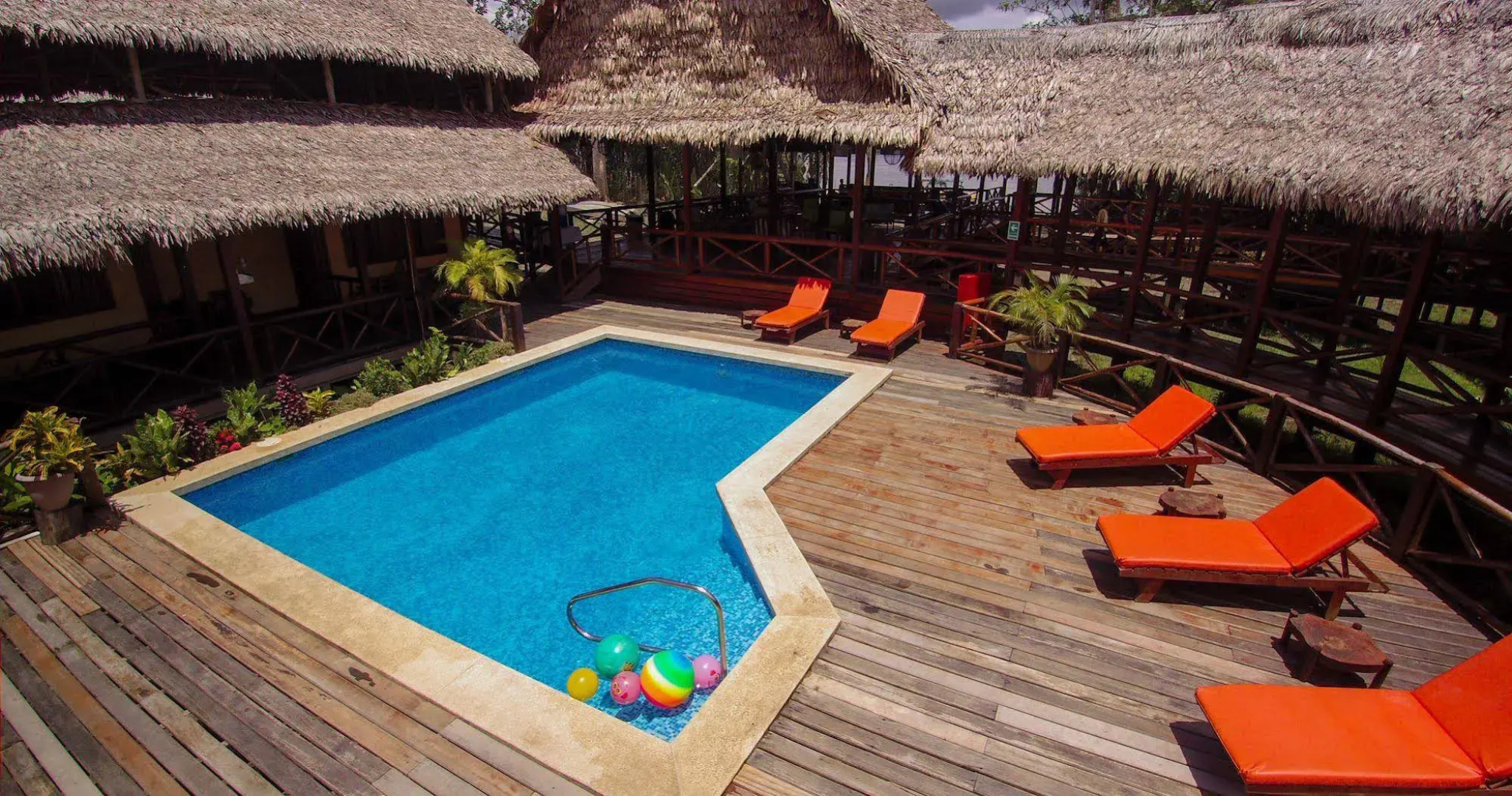 Heliconia Amazon River Lodge