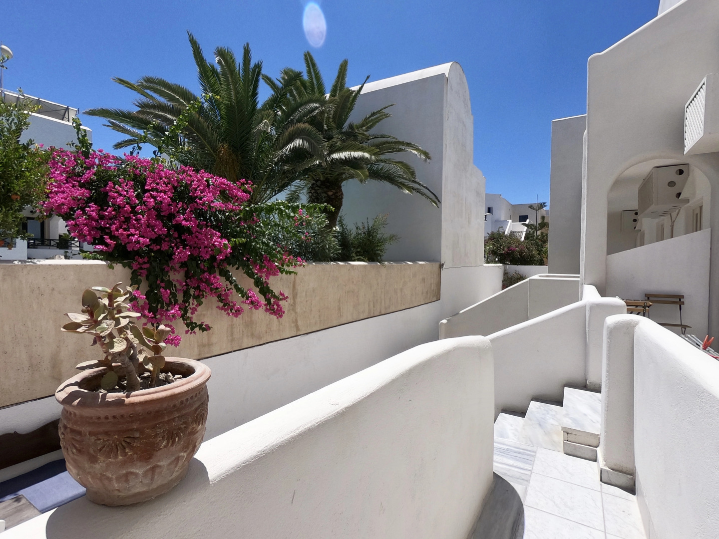 Anny Studios Perissa Beach