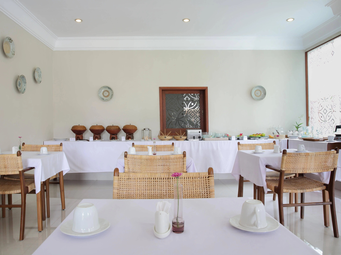 Seminyak Lagoon All Suites Hotel