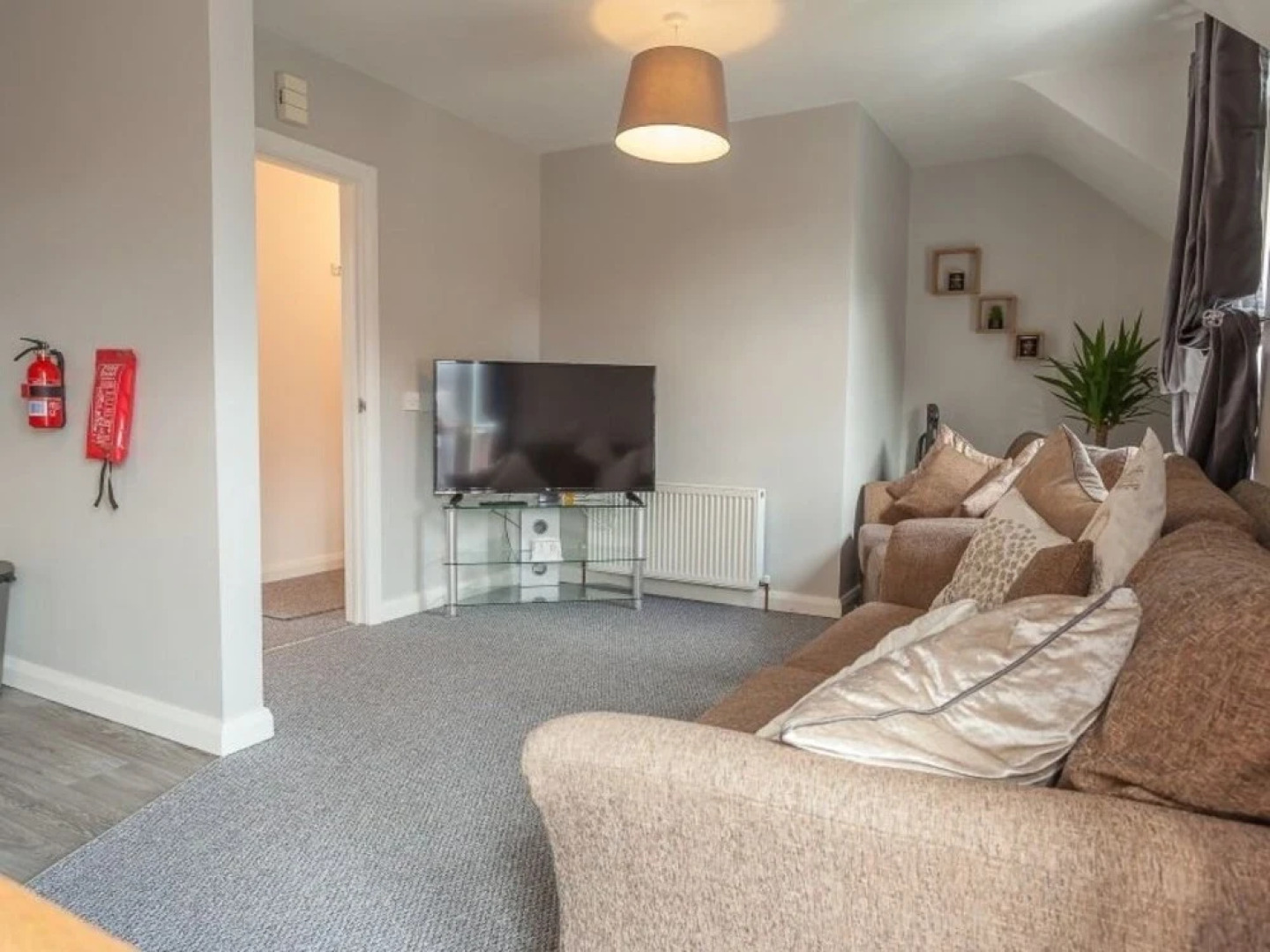 Belfast Budget Maldon Court 11