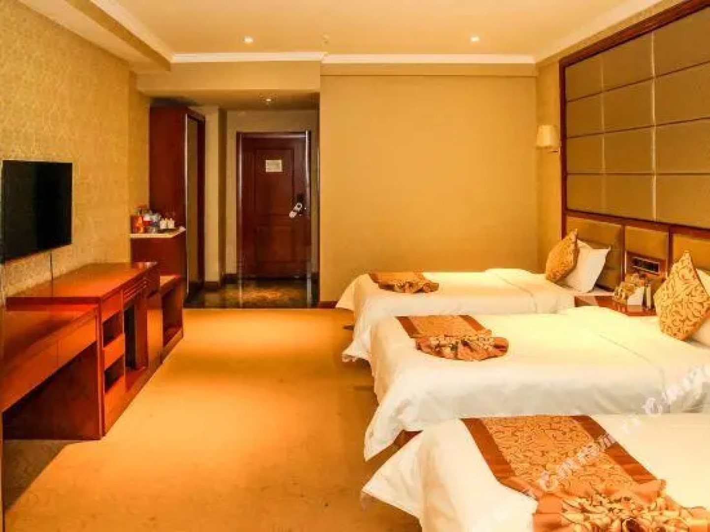 Baotou Di Jing Business Hotel