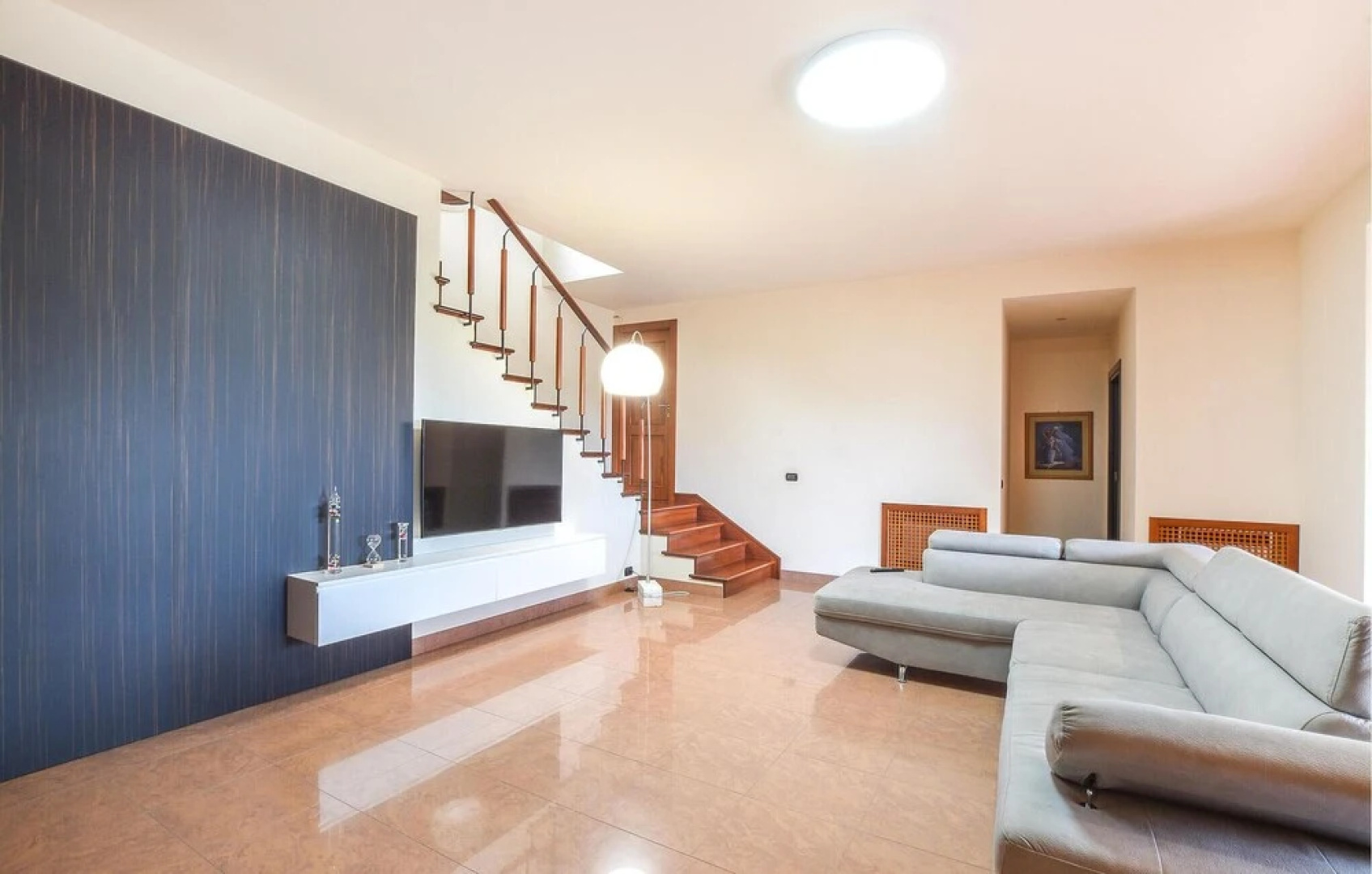 Villa Summit