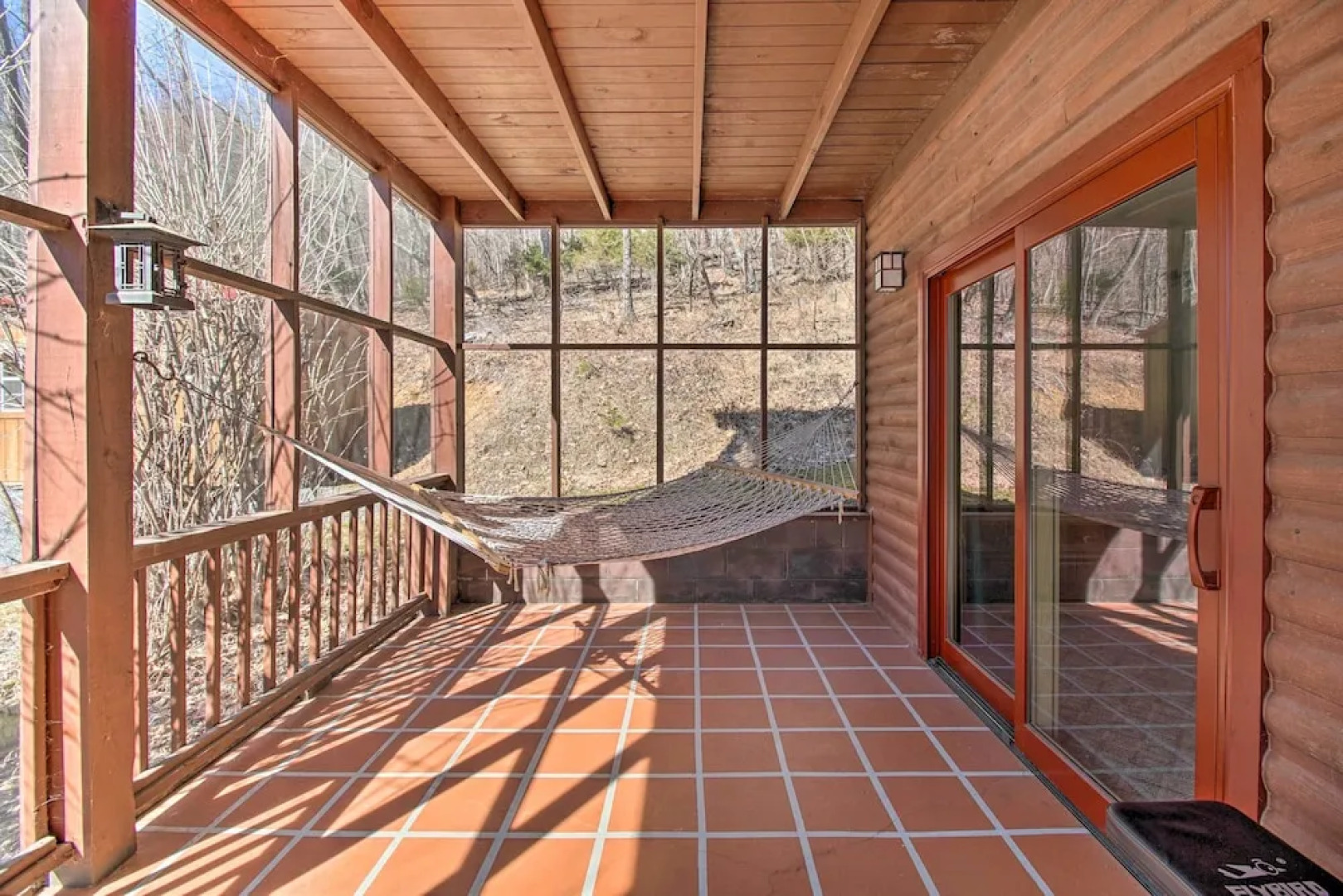 Cabin w/ Decks & Fire Pit Near Lost River!