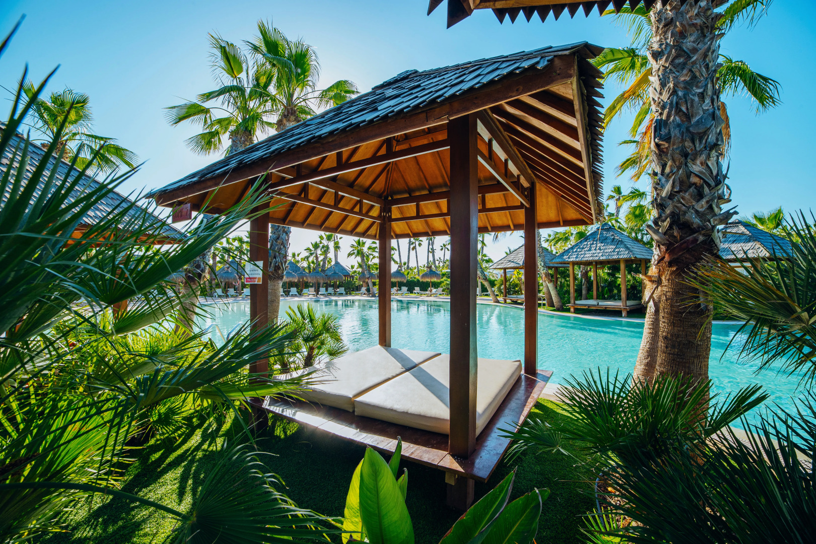 Alannia Costa Blanca