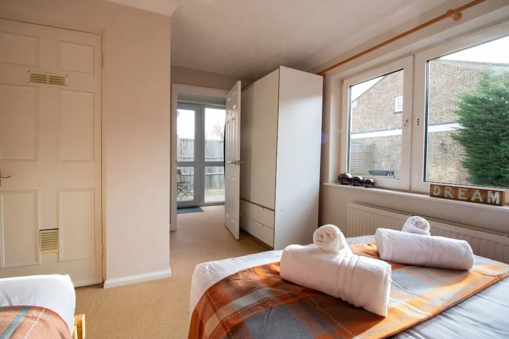 Lancaster Close Serviced Accommodation