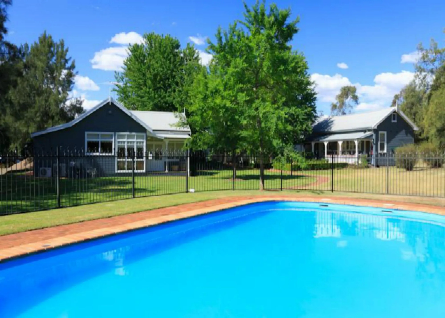 The Convent Hunter Valley Hotel