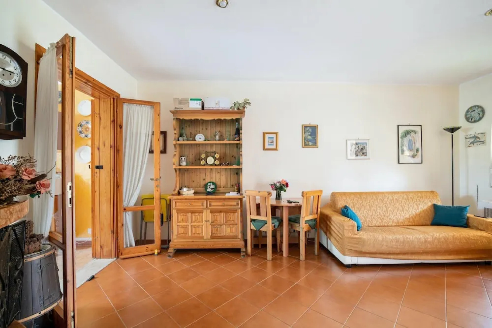 House with 3 Bedrooms in Sabaudia, with Wonderful Lake View And Enclosed Garden - 800 M From the Beach