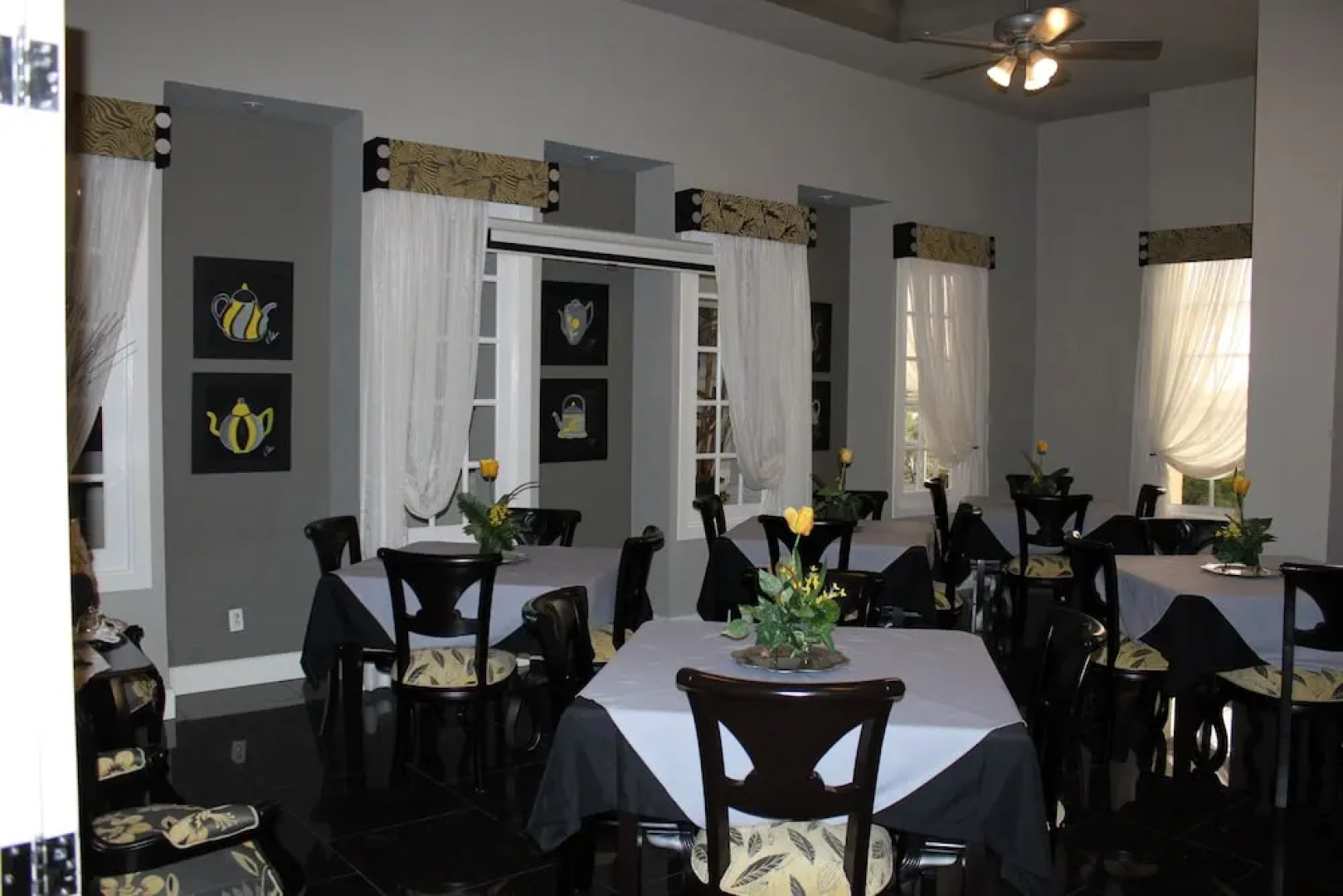 Victorias Park Hotel